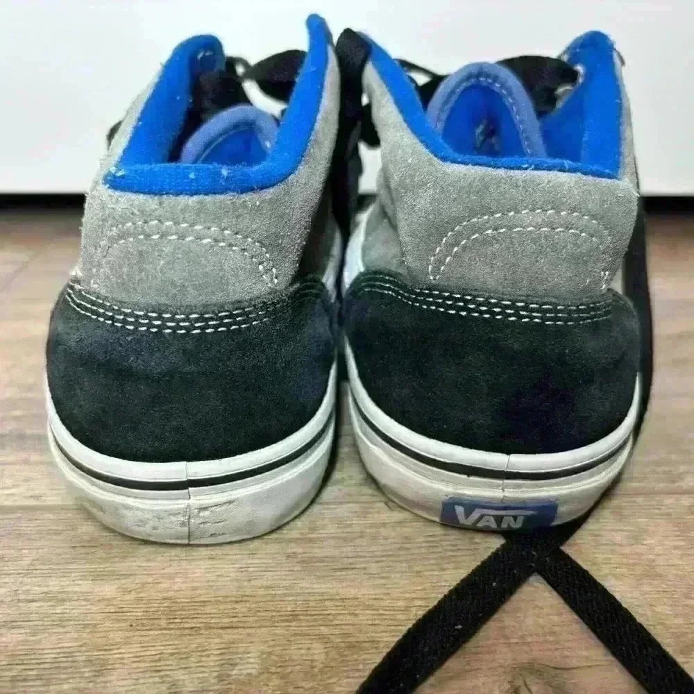 Vans Men’s Grey, Blue & Black Shoes Size 10 - Picture 2 of 6